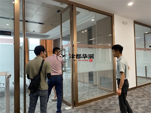 銀川裝修公司|銀川崧蕓辦公室設計裝修現(xiàn)場勘察